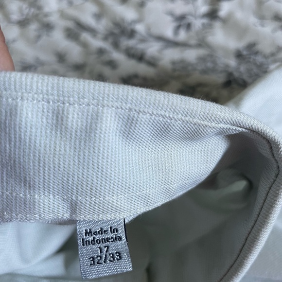 DKNY Men’s Dress Shirt - Picture 4 of 8